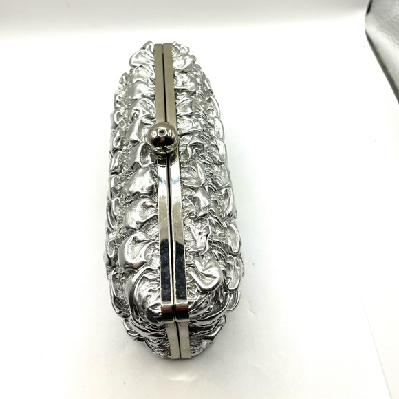 Silver Textured Clutch Puffy Evening Bag with Chain Strap Vintage - Picture 4 of 10